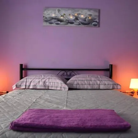 Colourful Apartment In Athenscity 1Min From Subway Exterior photo