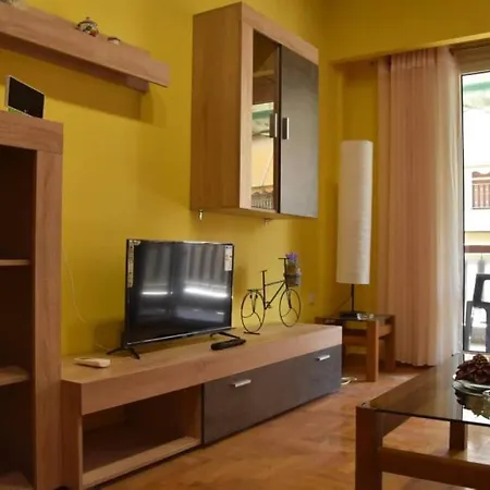 Colourful Apartment In Athenscity 1Min From Subway Exterior photo